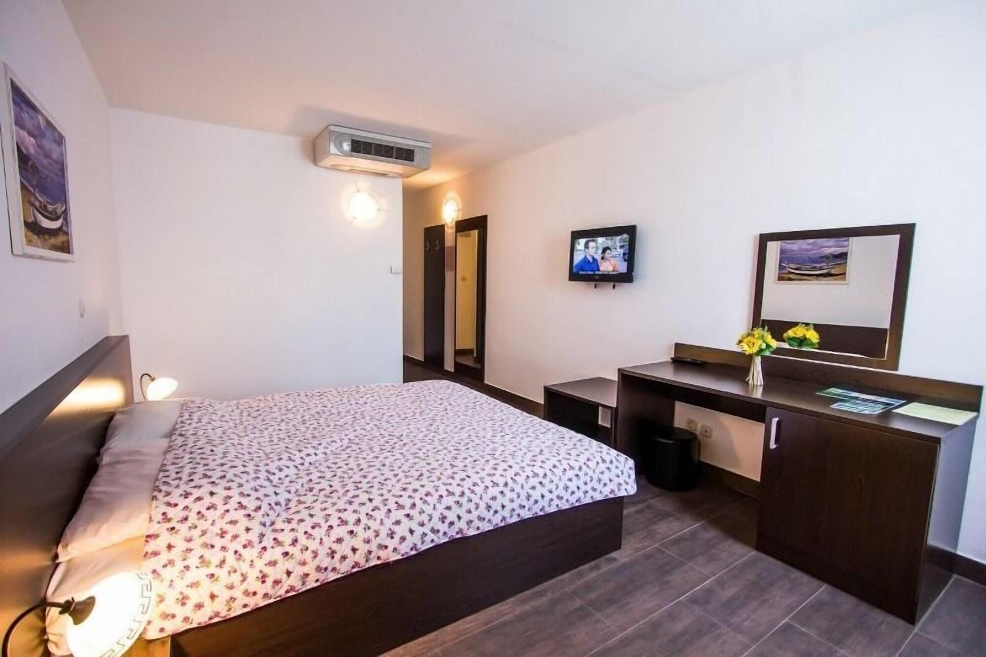 Hotel Omorika Punat Ngoại thất bức ảnh