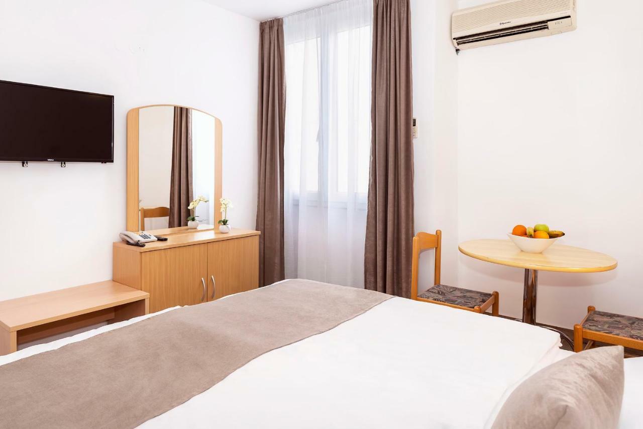 Hotel Omorika Punat Ngoại thất bức ảnh